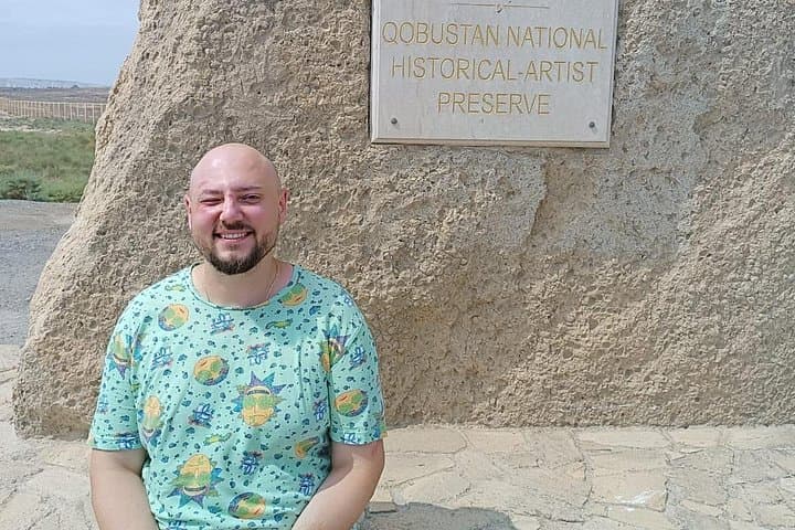 Gobustan and Mud Volcano Tour from Baku: Rock Art and Mud Cones photo 4