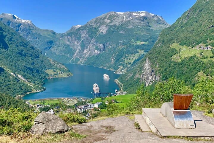 Alesund to Geiranger: Private Day Tour Along Norway's Dramatic Fjord Roads photo 2