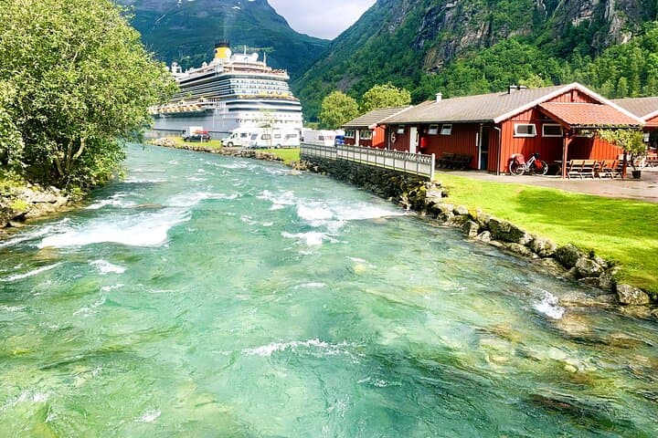 Alesund to Geiranger: Private Day Tour Along Norway's Dramatic Fjord Roads photo 6