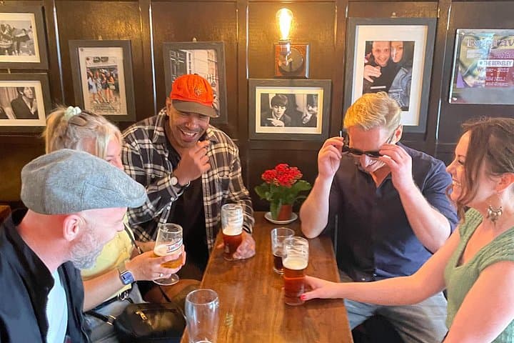 Hidden Pub Walks of Belgravia: A Great British Pub Tour in London photo 1
