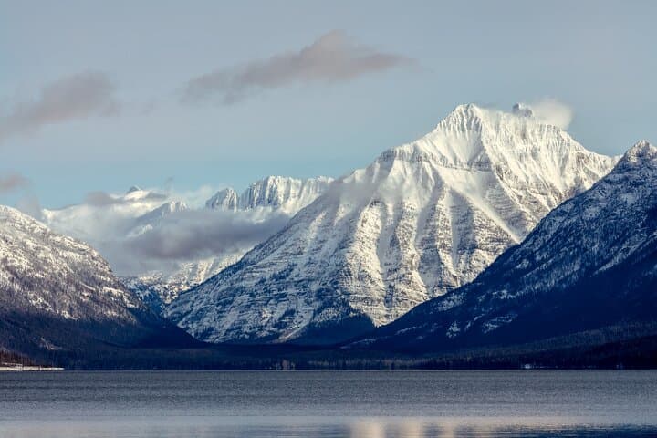 Explore Glacier National Park: Driving and Snowshoe Combo Tour Experience photo 3