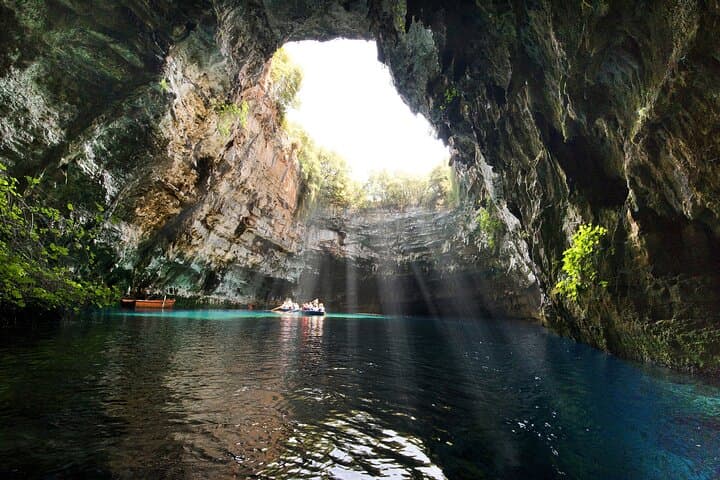 Fteri Beach Day Trip: Melissani Cave, Assos & Secluded Fteri Beach photo 2