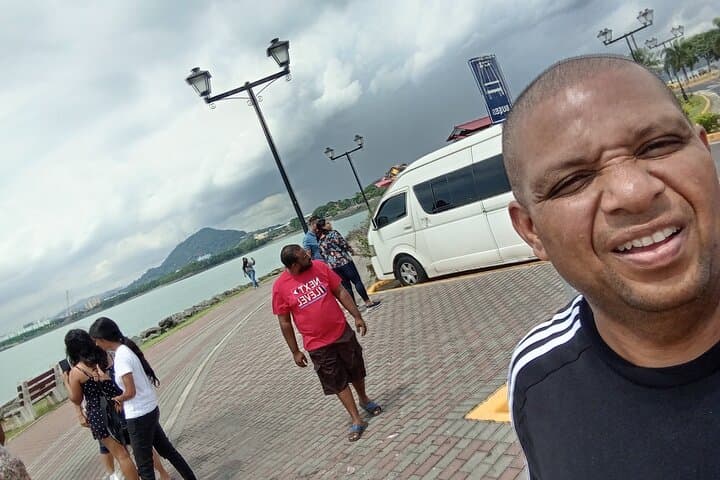 Panama City Quick Private Tour — 1-Hour Highlights & Local Insight photo 3