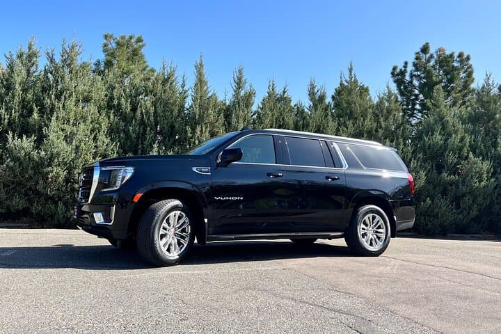 Denver Airport to Vail Private Shuttle: Fast, Comfortable Transfer via I-70 photo 4
