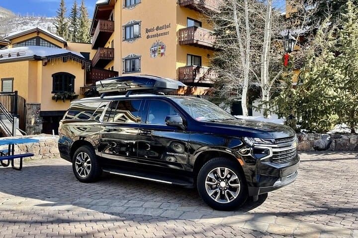 Denver Airport to Vail Private Shuttle: Fast, Comfortable Transfer via I-70