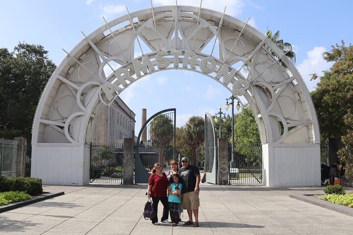 Explore New Orleans: Citywide Driving Tour with a Local Jazz Musician photo 3