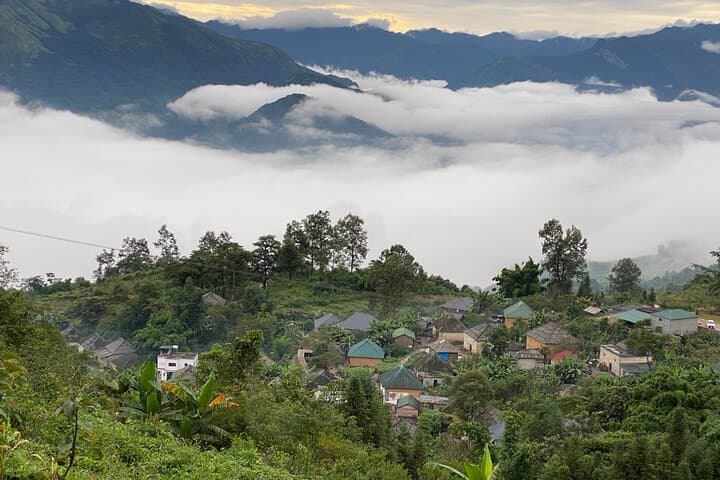 4-Day Private Sapa to Y Ty Trek and Homestay Adventure photo 1