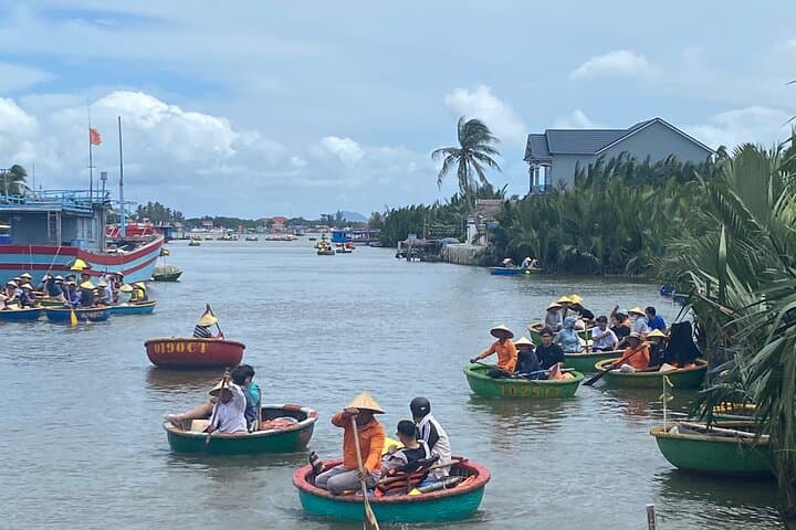 Hoi An Water Coconut Forest Basket Boat Ride with Locals photo 3
