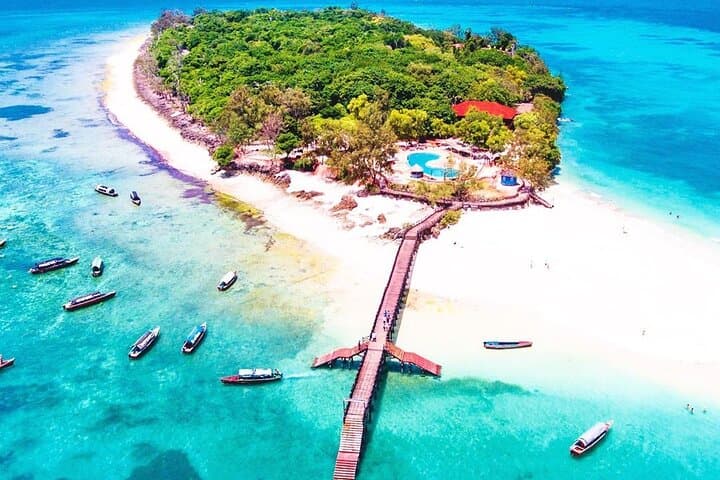 Stone Town, Spice Farm & Prison Island — Full-Day Zanzibar Cultural and Beach Excursion photo 4