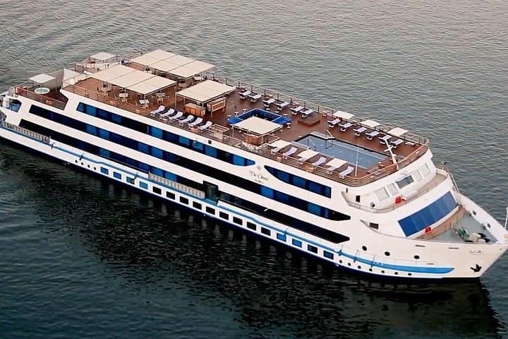 Aswan-to-Luxor 2-Night Nile Cruise: Kom Ombo, Edfu & Luxor Temples
