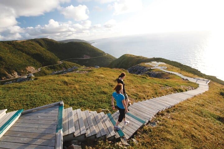 Skyline Trail Cape Breton: Clifftop Hike, Sunset Views & Wildlife photo 2