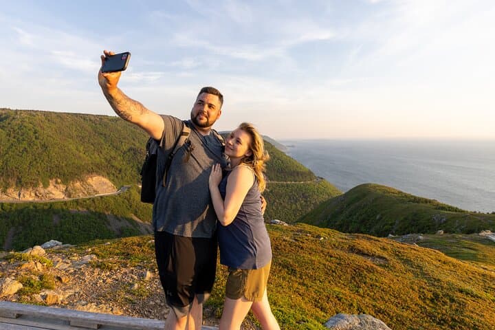 Skyline Trail Cape Breton: Clifftop Hike, Sunset Views & Wildlife photo 4