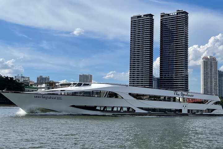 Chao Phraya Night Buffet Cruise: Opulence Dinner & Cultural Show photo 3