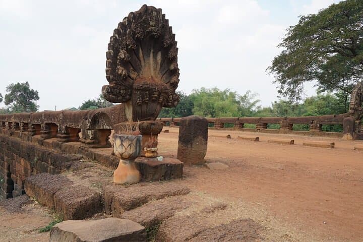 Phnom Penh to Siem Reap Scenic Transfer: Skun Spider Market, Kampong Kdei & Local Flavors photo 4