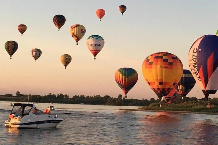 Luxor VIP Sunrise Balloon Flight with Personalized Photography