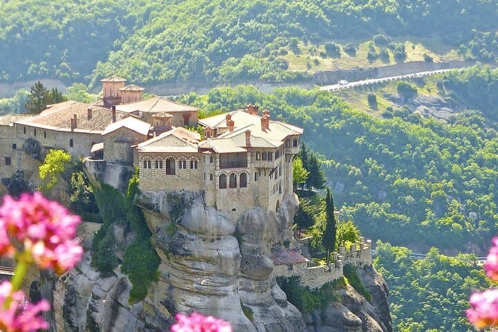Meteora Monasteries & Thermopylae Day Trip from Athens — UNESCO Cliffs and Spartan History photo 2