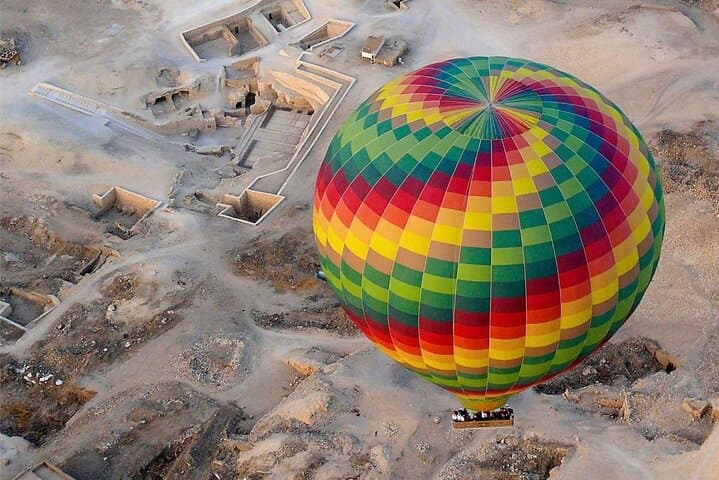 Sunrise Hot Air Balloon Over Luxor's Ancient Temples and Nile Valley