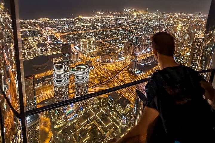 Burj Khalifa: 124th-Floor 360° View + 3-Course Meal Experience photo 2