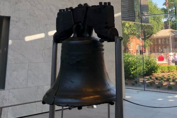 Day Trip: Philadelphia & Hershey's Chocolate World from New York photo 4