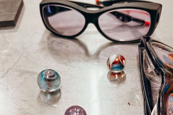 Beginner Glassblowing Workshop in Portland: Hands-On Flameworking Class photo 5