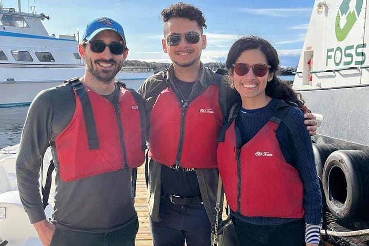 Redondo Beach 1-Hour Pedal Boat Rental — King Harbor Pedal Cruise photo 3
