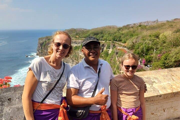 Ubud Full-Day Private Tour: Monkey Forest, Rice Terraces & Sacred Temples photo 3