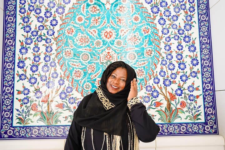 Abu Dhabi Day Trip from Dubai: Visit Sheikh Zayed Grand Mosque & Louvre Abu Dhabi photo 2
