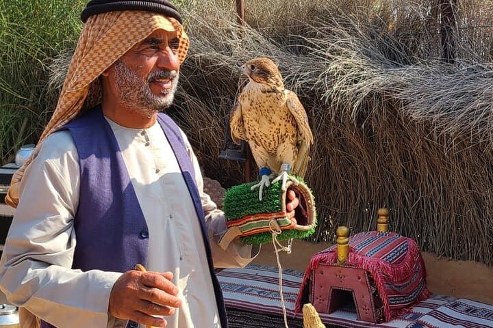 Private Old Dubai Tour: Abra Boat Ride, Souks & Mosque Visit photo 3