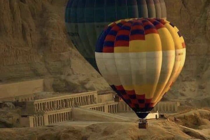Luxor VIP Balloon Experience: Private Sunrise Flight with Photographer photo 2