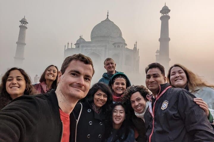 Private Guided Tour of the Taj Mahal and Agra Fort: Architecture, History & Practical Tips photo 2
