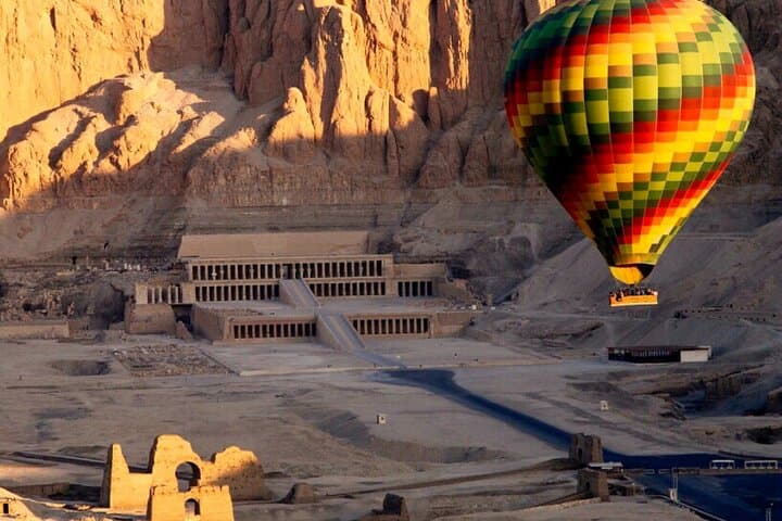 Sunrise Hot Air Balloon Over Luxor's Ancient Temples and Nile Valley photo 4