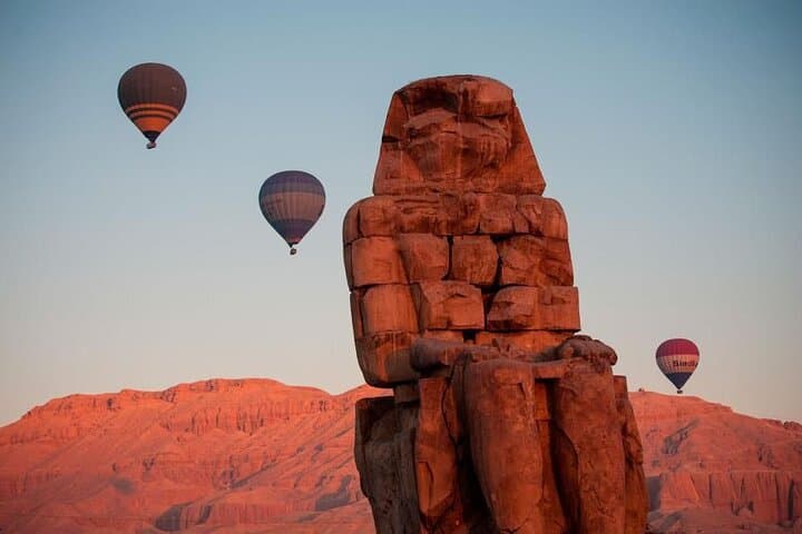 Luxury Sunrise Balloon Flight Over Luxor with Exclusive Brunch photo 5