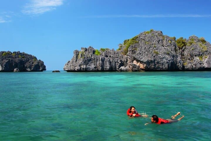 Angthong Marine Park Speedboat Day Trip from Koh Samui — Emerald Lagoon, Snorkeling & Summit Hike photo 4