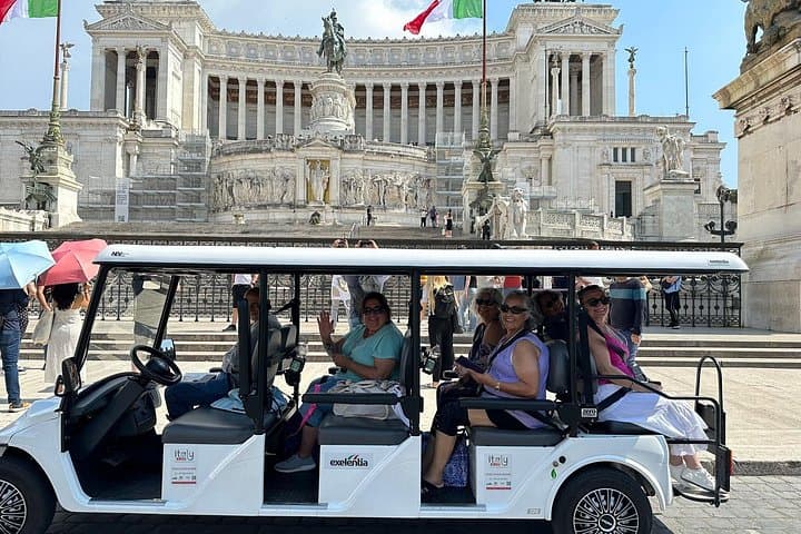 Private 3-Hour Golf Cart Tour of Rome’s Historic Center photo 1