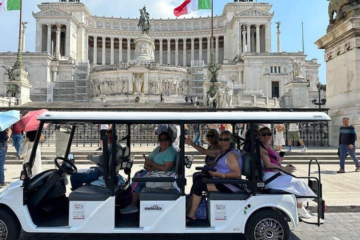 Private 3-Hour Golf Cart Tour of Rome’s Historic Center photo 2