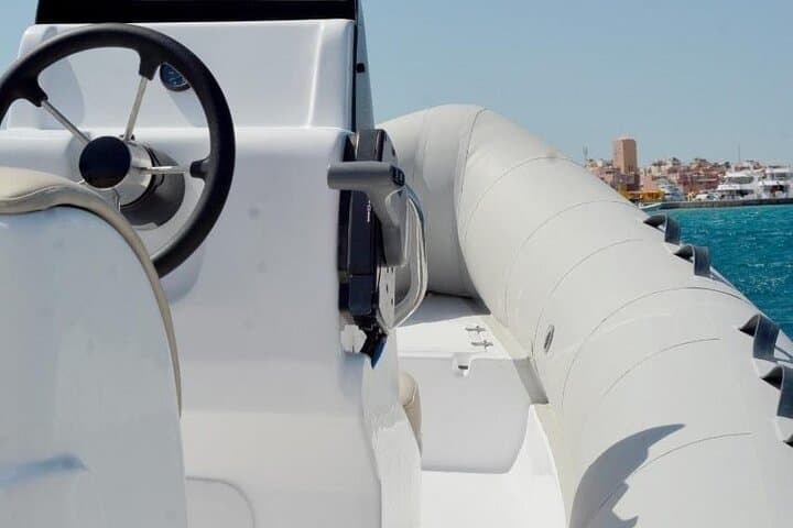 Hurghada Speedboat Snorkel and Inflatable Ride Combo photo 3