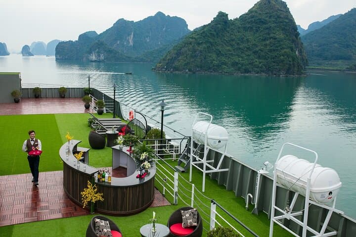 Era Cruise: 2-Day Halong & Lan Ha Bay Luxury Cruise from Hanoi
