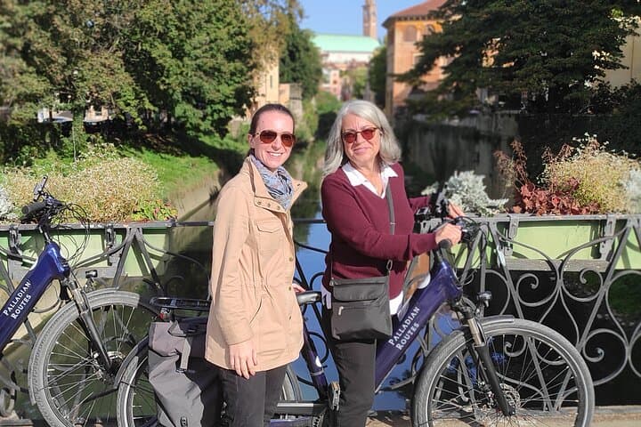 Vicenza Palladian E-Bike Tour — Half-Day Guided Sightseeing of Palladio's City