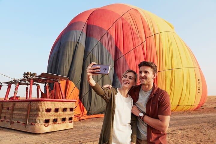 Sunrise Hot-Air Balloon Flight Over Dubai Desert Conservation Reserve photo 4