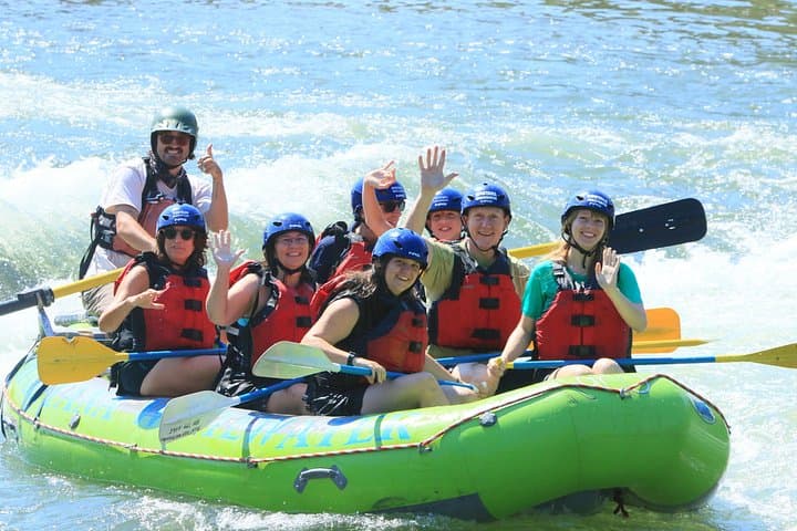 Yellowstone River 6-Mile Scenic Raft Float from Gardiner — Relaxed Wildlife & Paddling photo 5