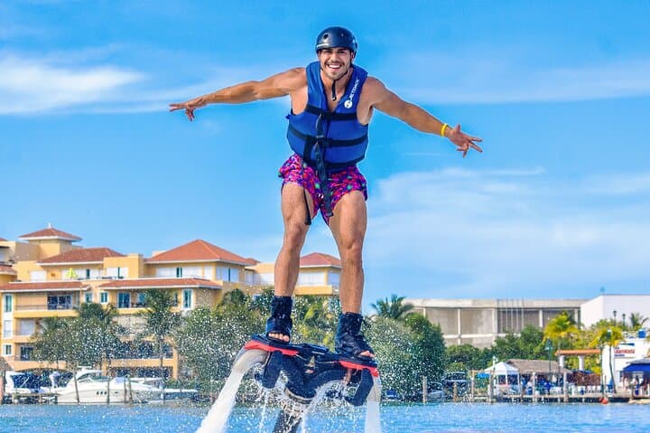 Flyboard Over Nichupté Lagoon: Cancun's Top Water-Sport Thrill photo 4