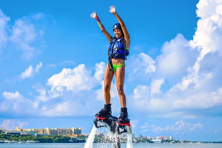 Flyboard Over Nichupté Lagoon: Cancun's Top Water-Sport Thrill photo 2