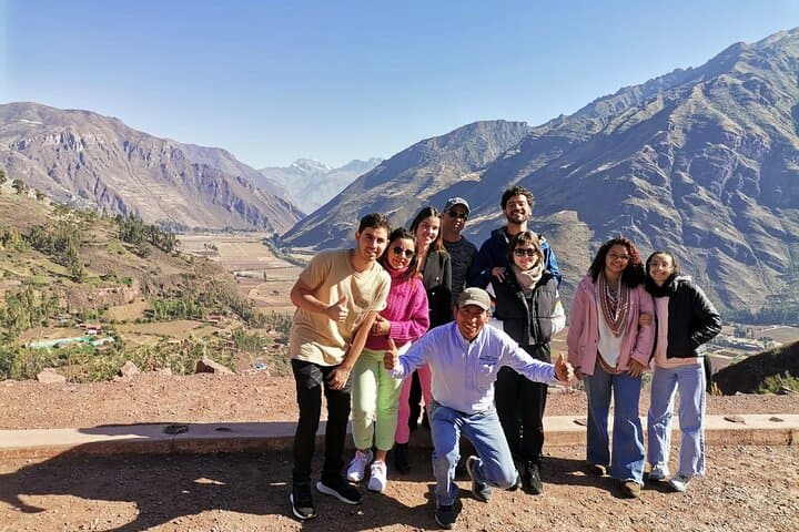 Full-Day Sacred Valley Tour from Cusco: Pisac, Ollantaytambo & Chinchero photo 3