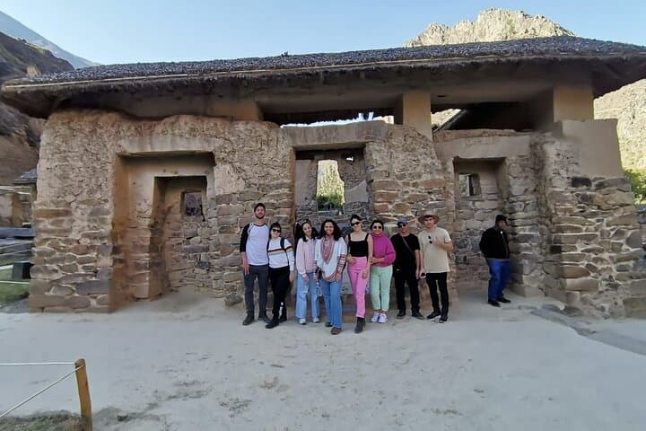 Full-Day Sacred Valley Tour from Cusco: Pisac, Ollantaytambo & Chinchero photo 6