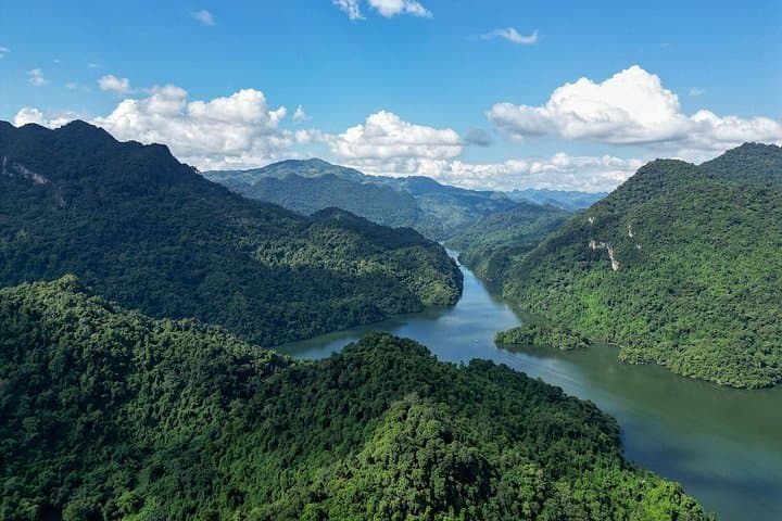 Ba Be National Park: 3-Day Discovery Tour from Hanoi — Lakes, Caves & Ethnic Villages