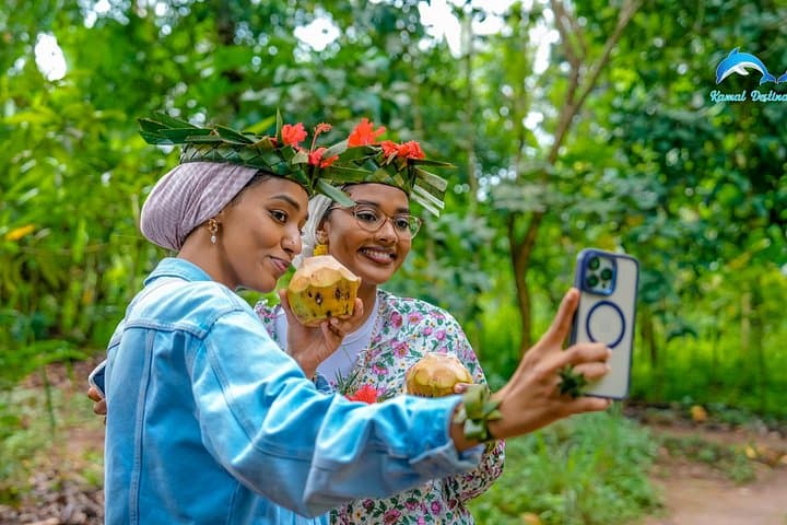 Zanzibar Spice Farm & Stone Town Private Tour: Flavors, History, and Prison Island Tortoises photo 1