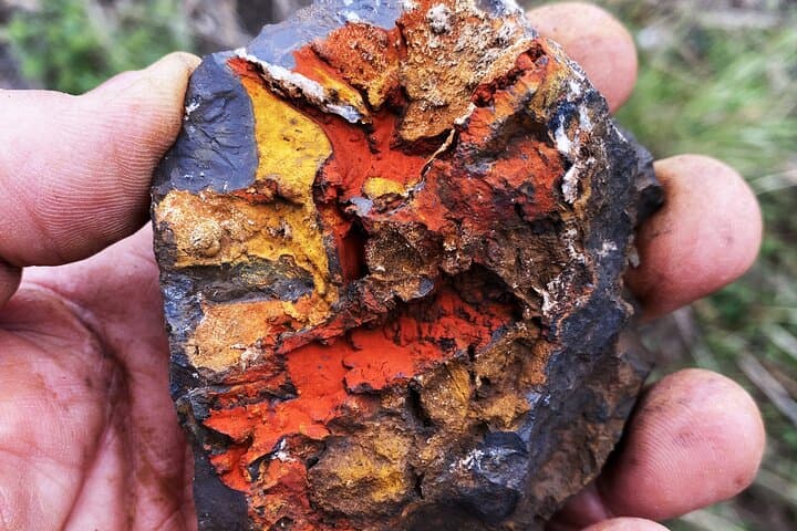 Private Mineral-Collecting Tour in Bulgaria's Abandoned Quarry