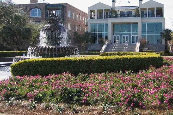Historic Charleston Private Highlights Walking Tour — 2-Hour Guided Walking Experience photo 3