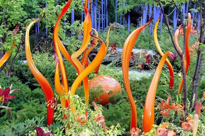 Private Seattle Highlights Walking Tour: Pike Place, Space Needle & Chihuly photo 3