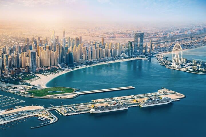 Dubai Marina Luxury Yacht Cruise: Breakfast & BBQ Half-Day Tour photo 1